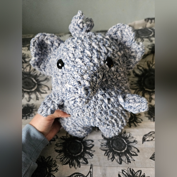 Crochet Blue Elephant Amigurumi - Picture 3 of 10